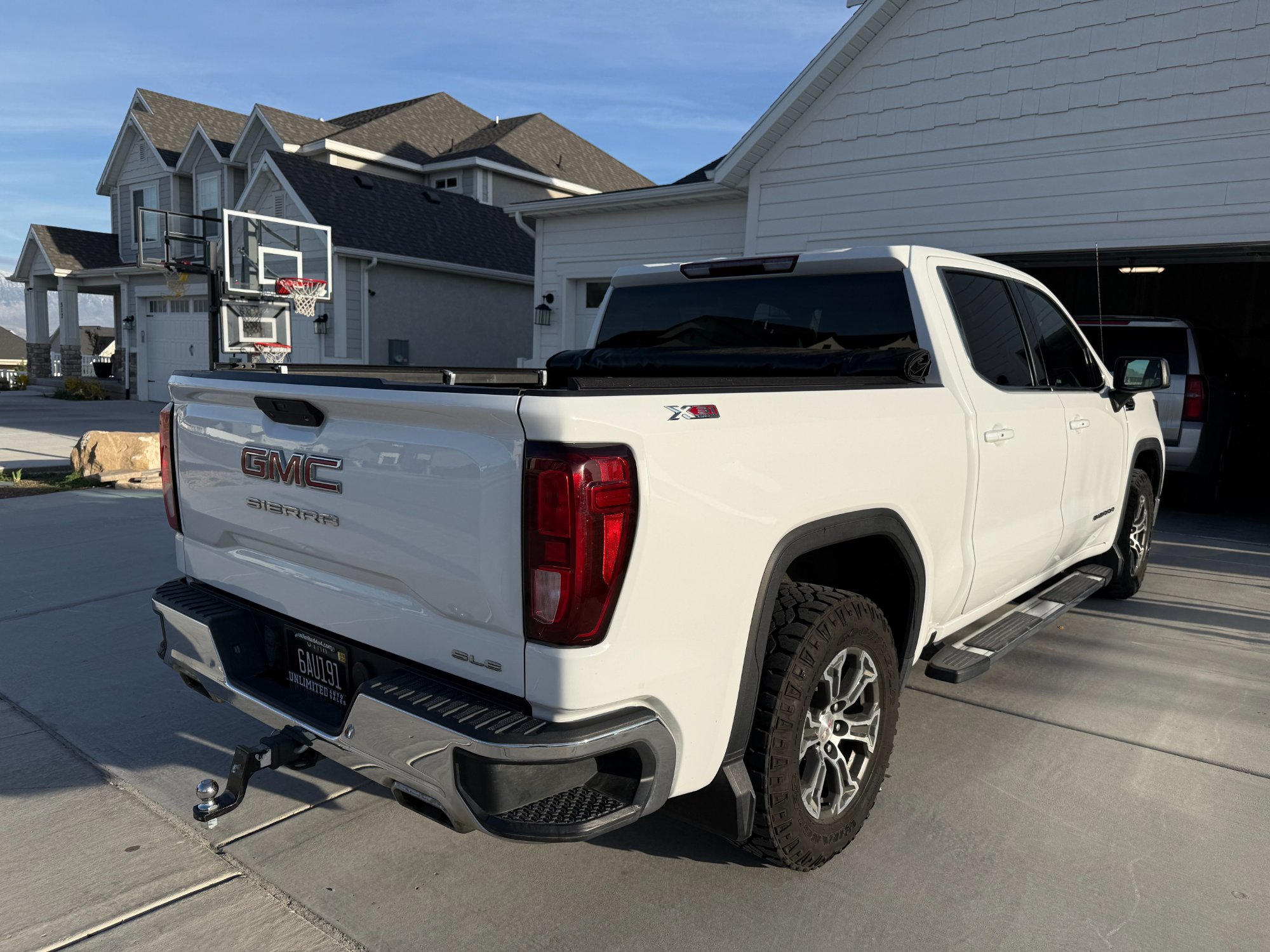 Blanco GMC Sierra